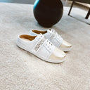 Sneakers Fly Class White Platinum Studs Catalog 5